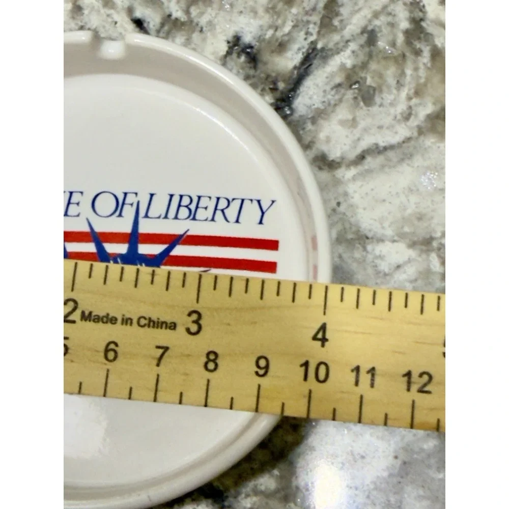 Vintage Statue Of Liberty New York Ashtray 4